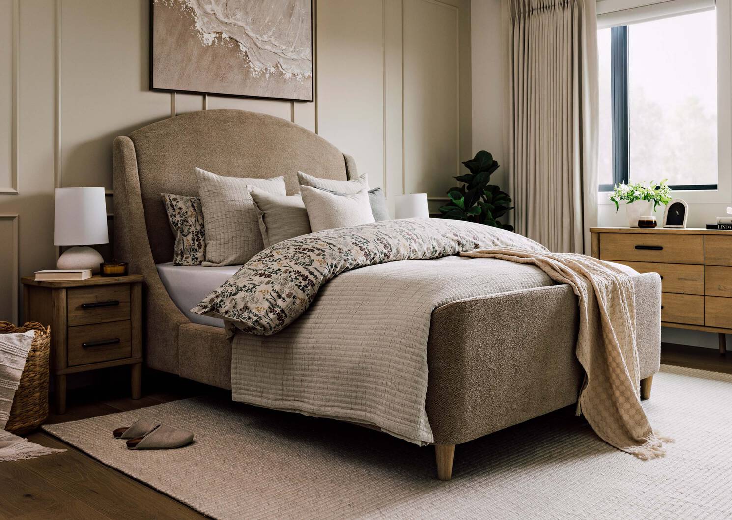 Saracino Bed -Arden Fawn