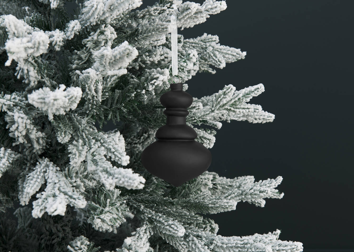 Clara Globe Finial Ornament