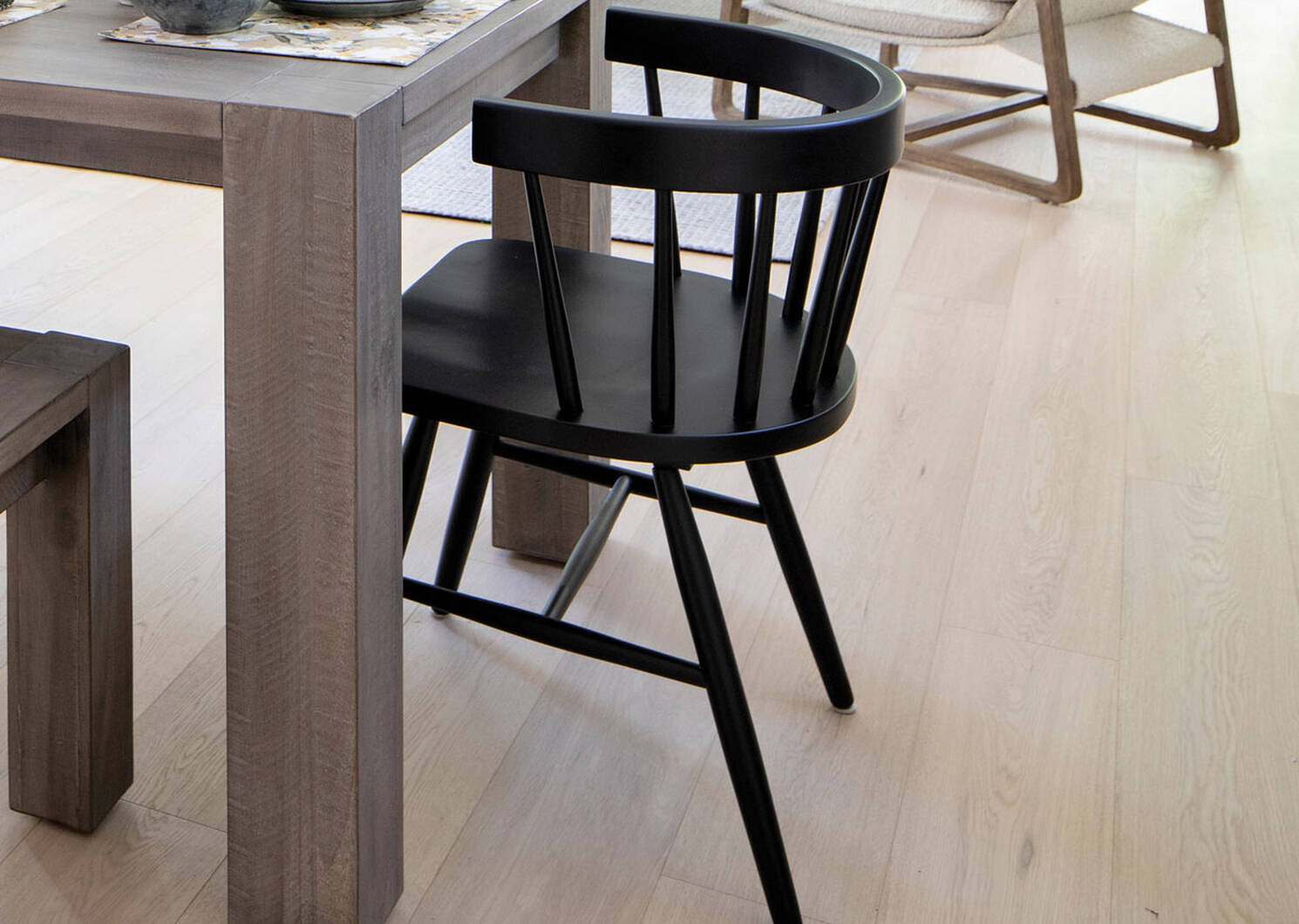 Atzlee Dining Chair -Black
