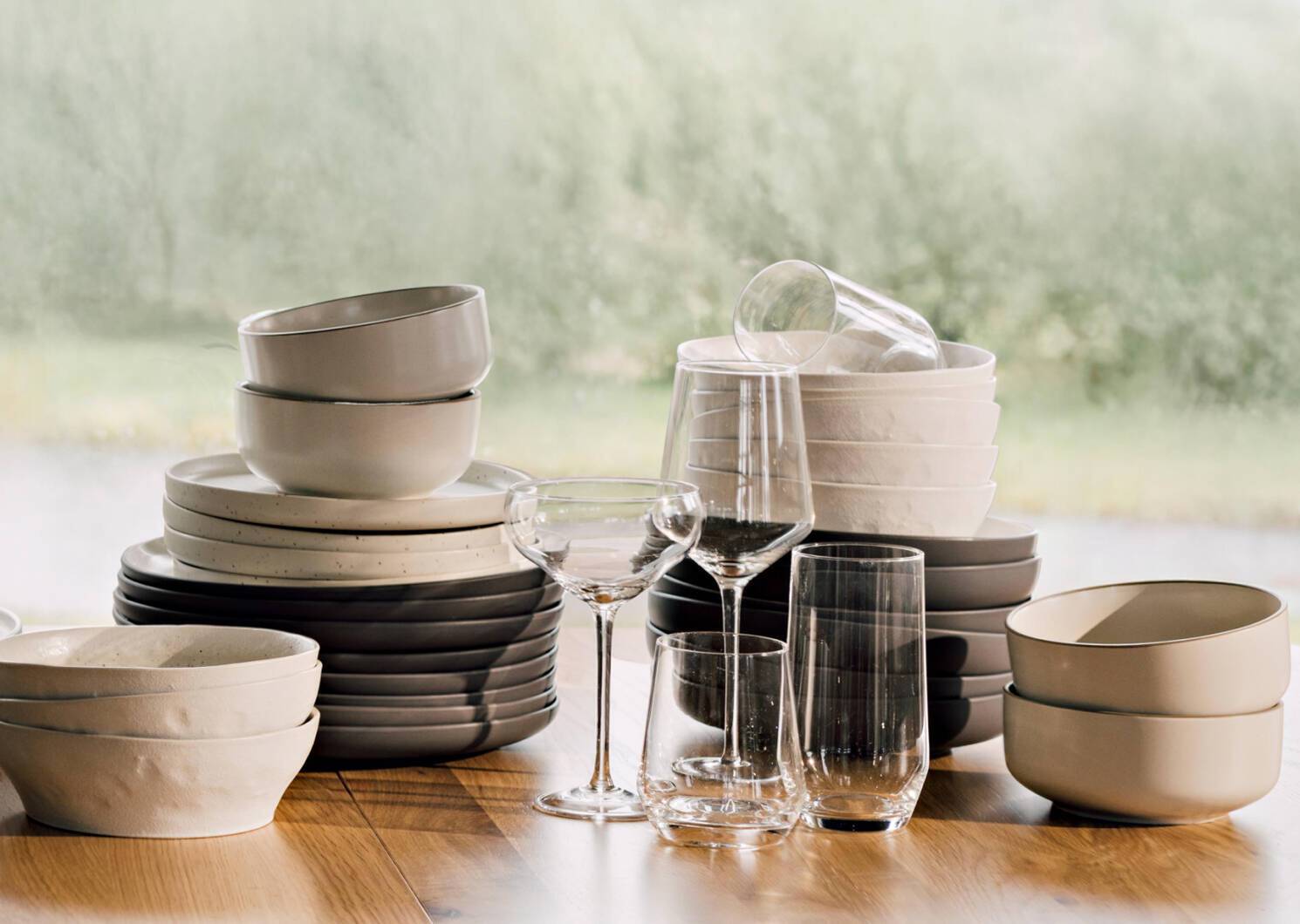 Pym 16 piece Dish Set Sand