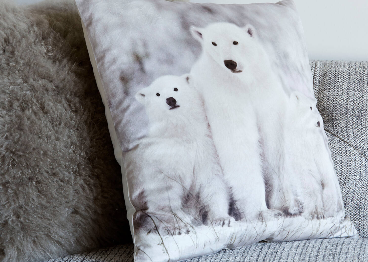 Coussin Polar Bear Family 20x20 blanc