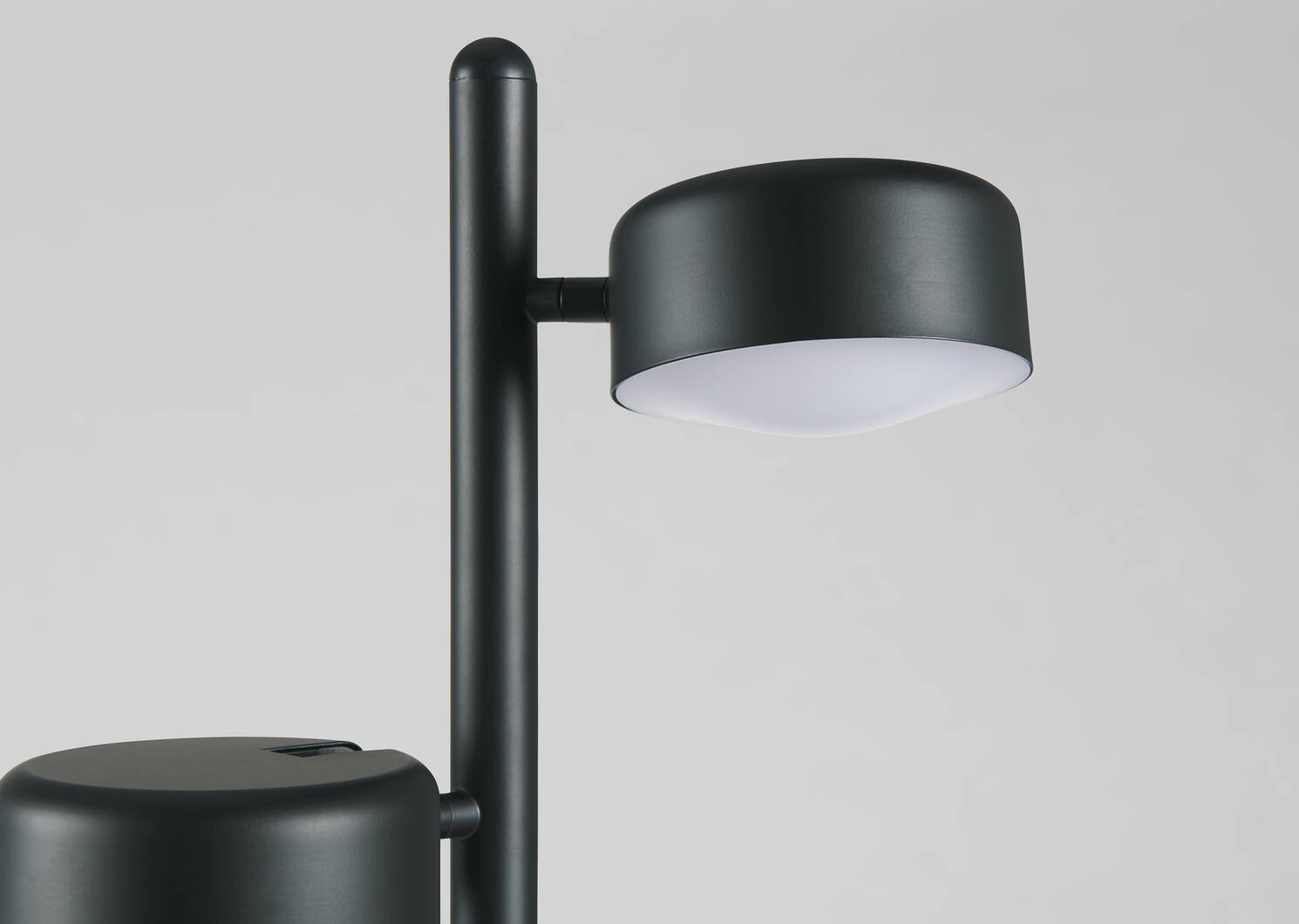 Lampe sur pied DEL Pruett