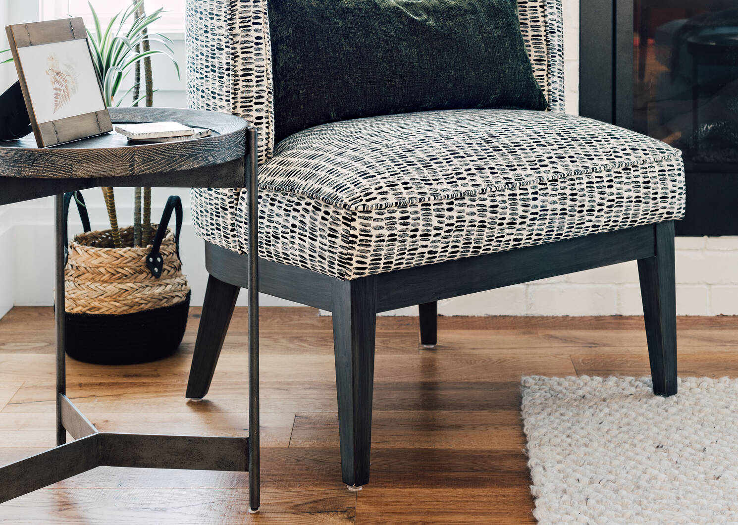 Edward Side Table 19" -Hudson Oak