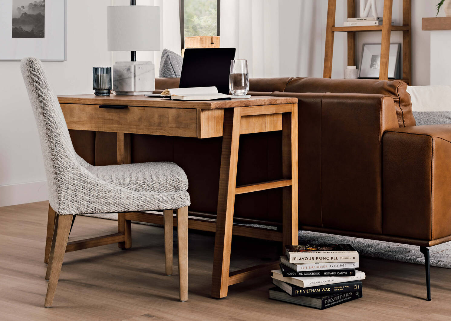 Bureau de travail Bedford -Cassius nat.