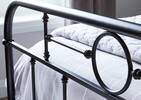 Izadore Bed -Black, QUEEN