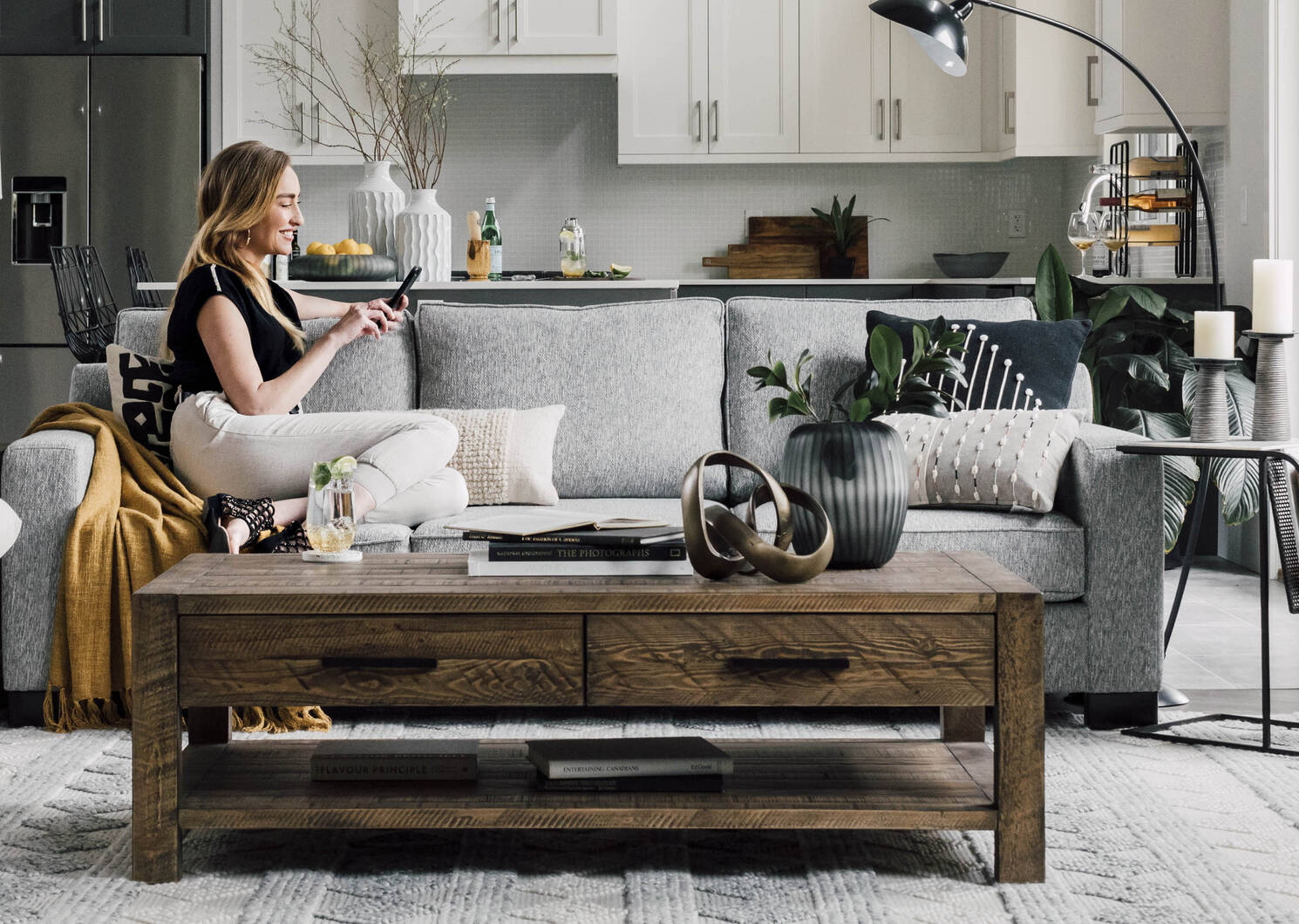 Manhattan Sofa -Bruno Cement