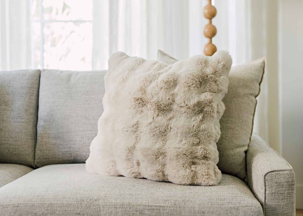 Zoey Faux Fur PIllow 20x20 Oyster