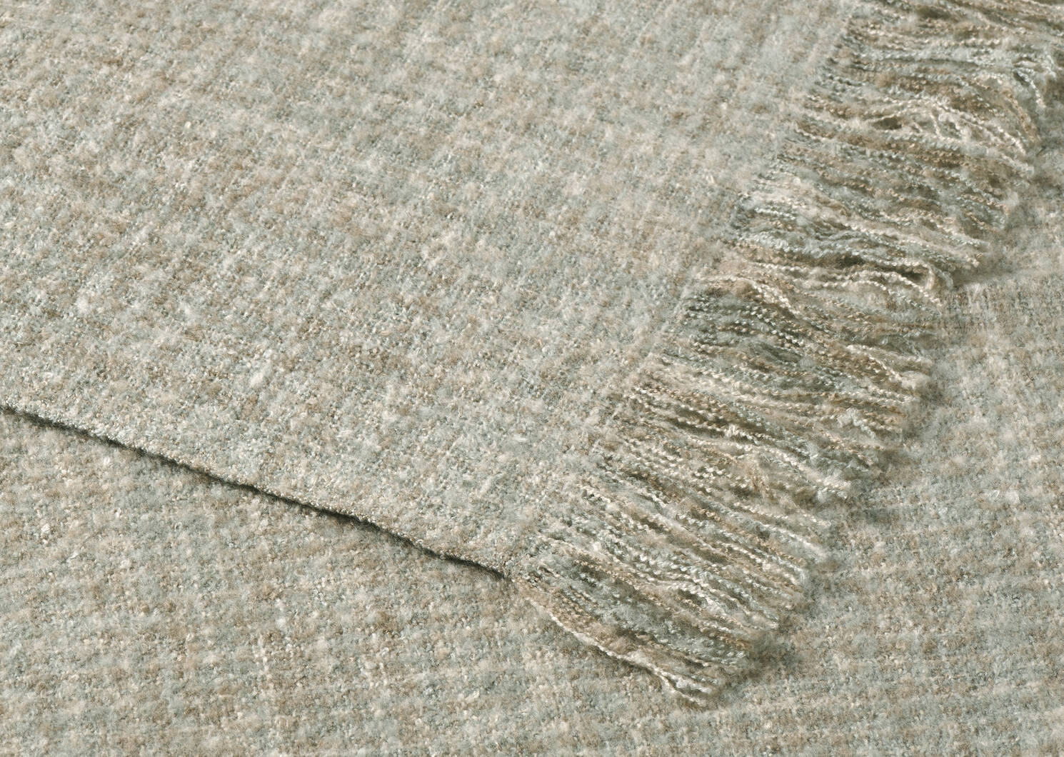 Veena Throw Sage/Multi