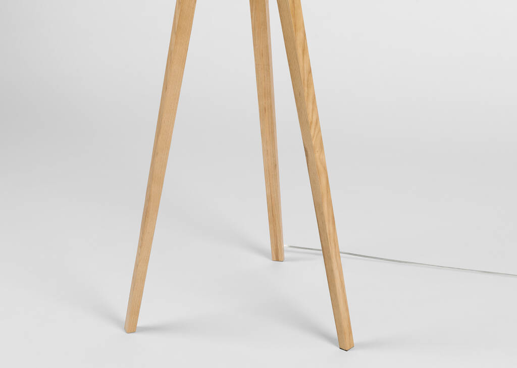 Lampe sur pied trépied Roz