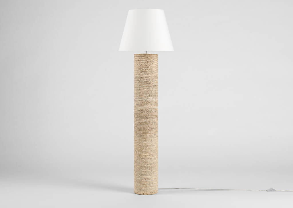 Lampe sur pied en abaca Cortez
