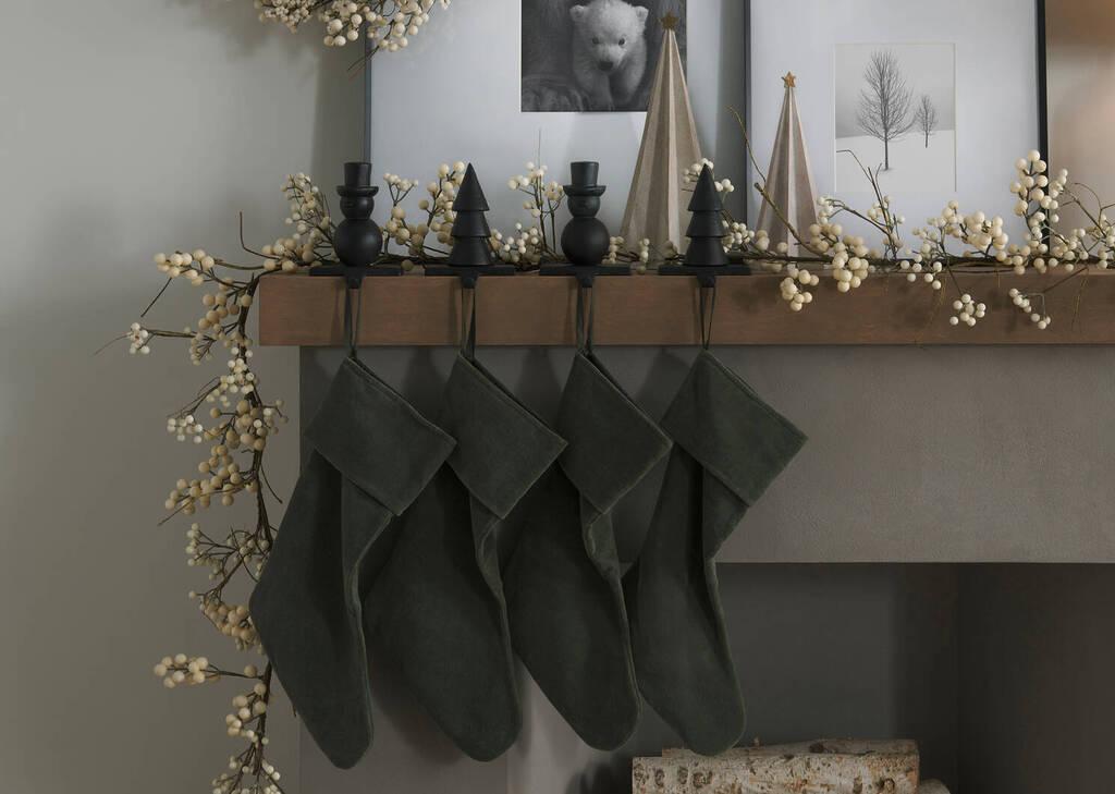 Meri Tree Stocking Holder