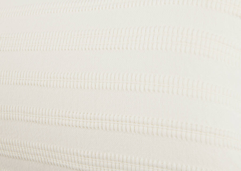 Coussin brodé Aida 14x36 ivoire