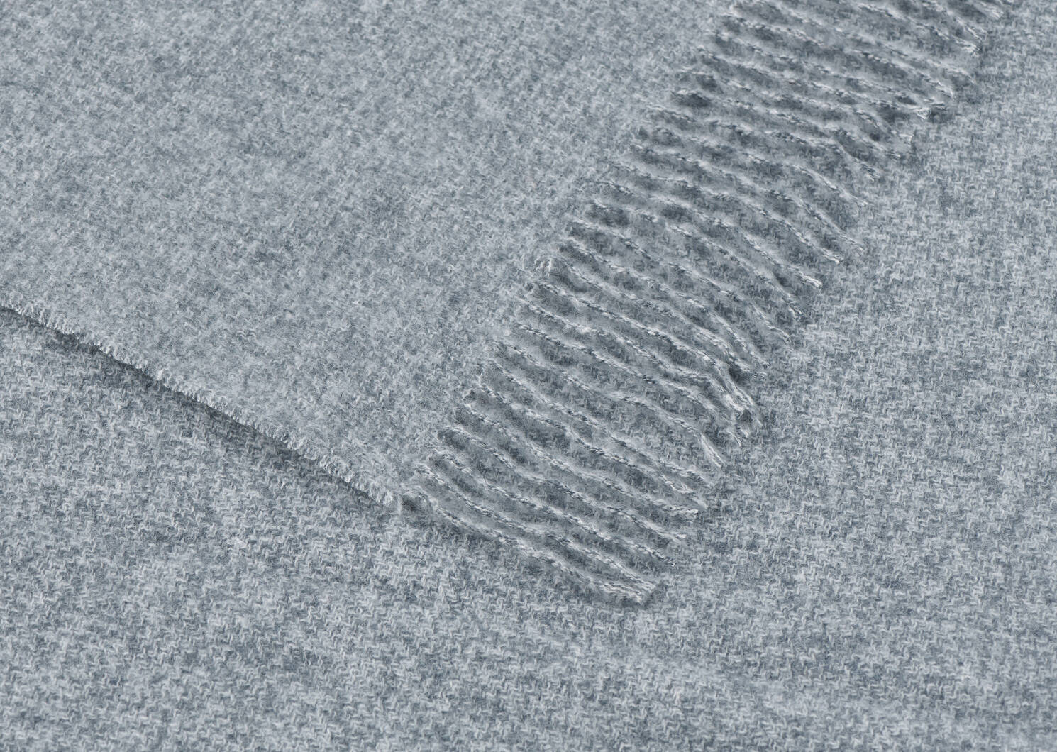 Riddell Melange Throw Blue