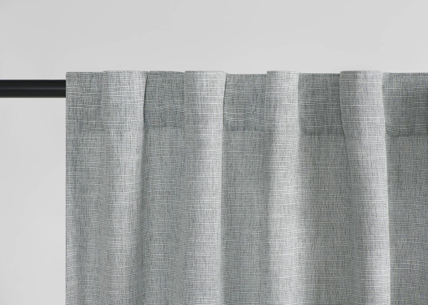 Essie Curtain 96 Lt. Grey/Ivory