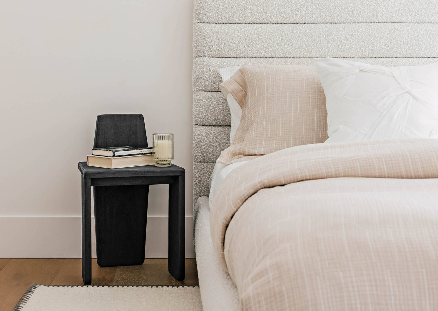 Idalia Accent Table -Nasir Black