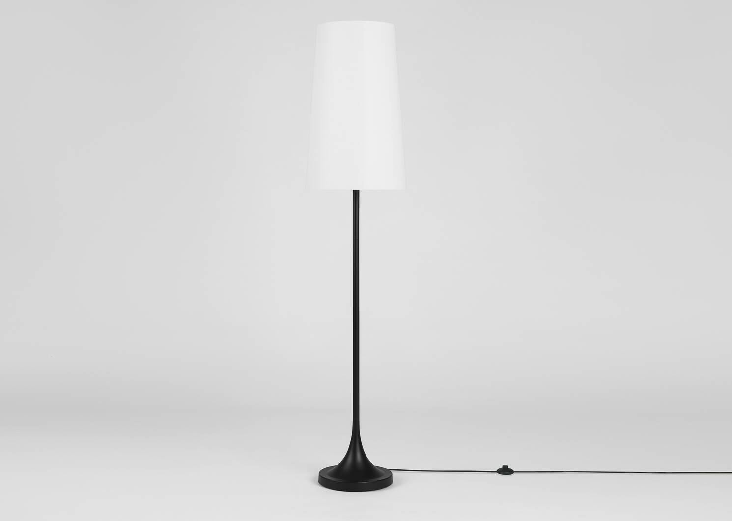 Wiley Floor Lamp Black