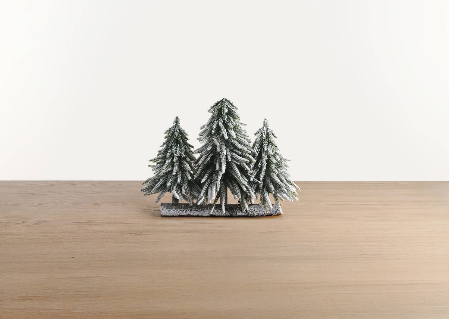 Yukon Christmas Trees Decor