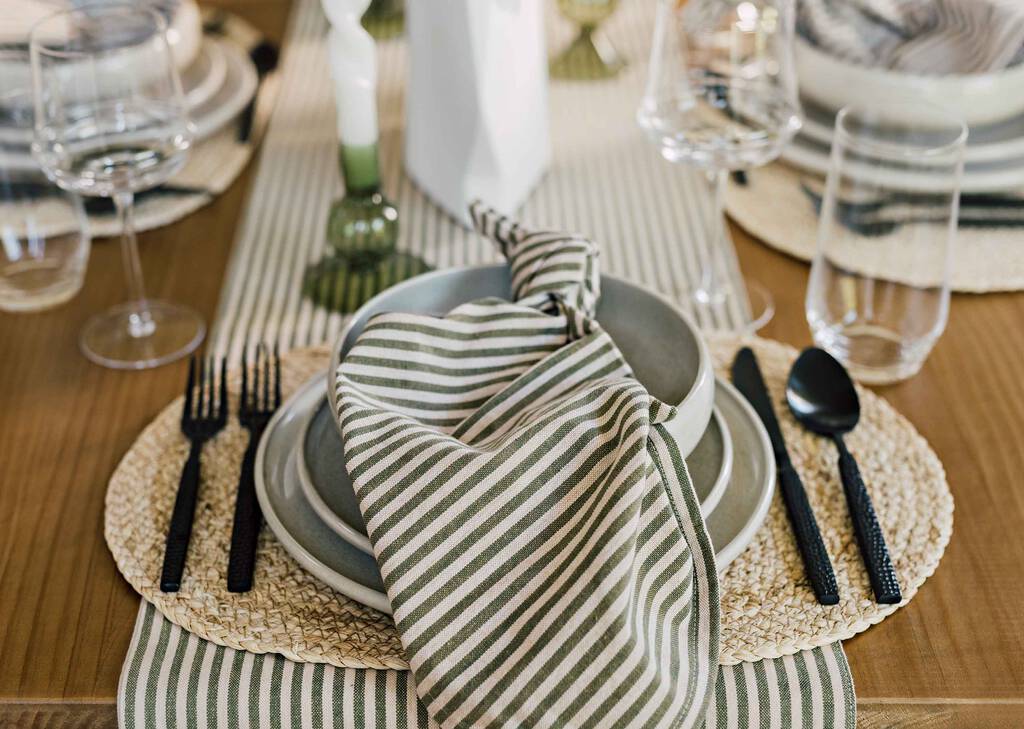 Audley Striped Table Runner Green/Bei