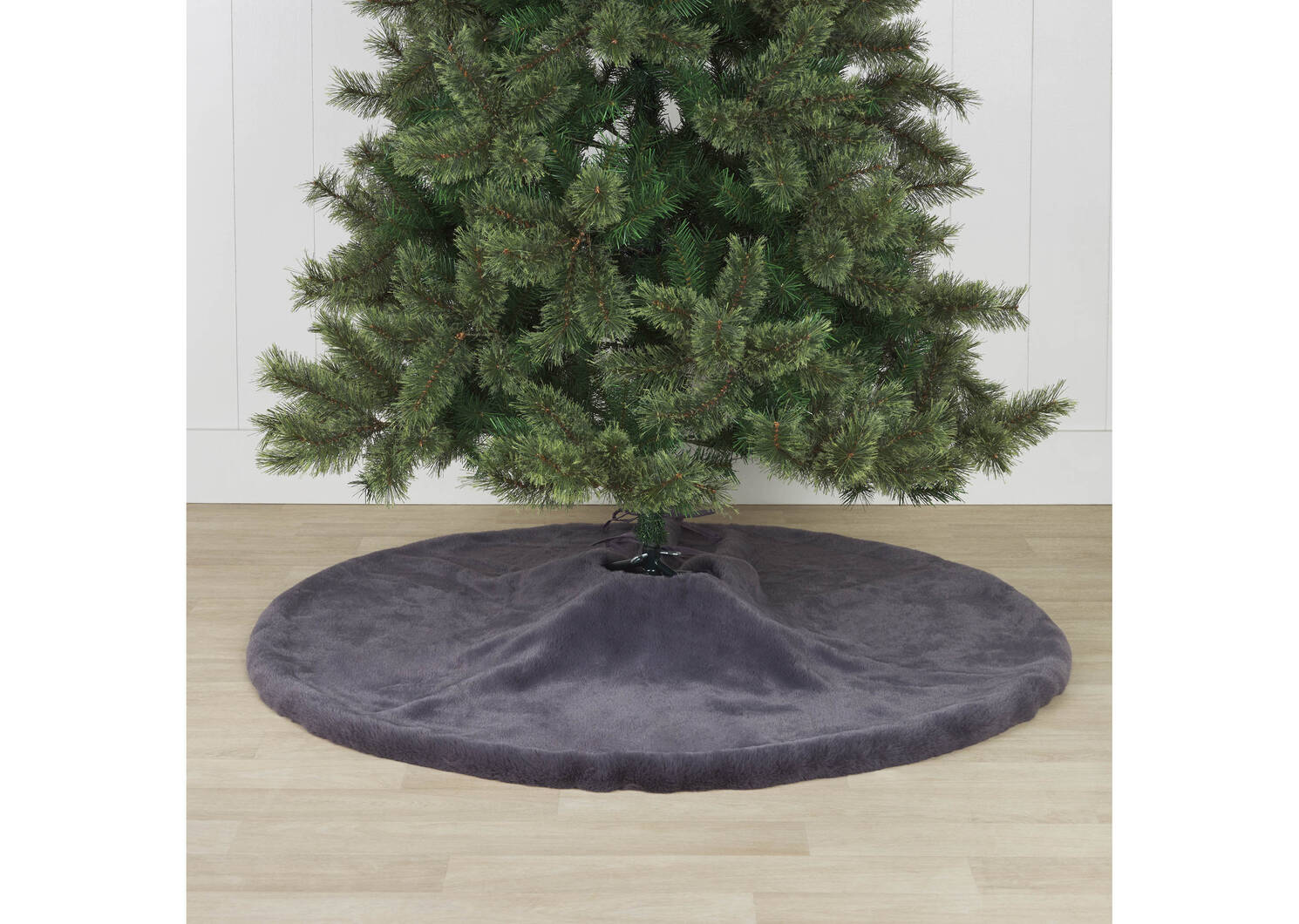 Flora Faux Fur Tree Skirt Grey
