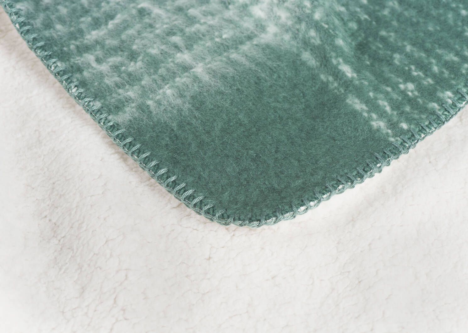 Becca Sherpa Throw Silver Pine