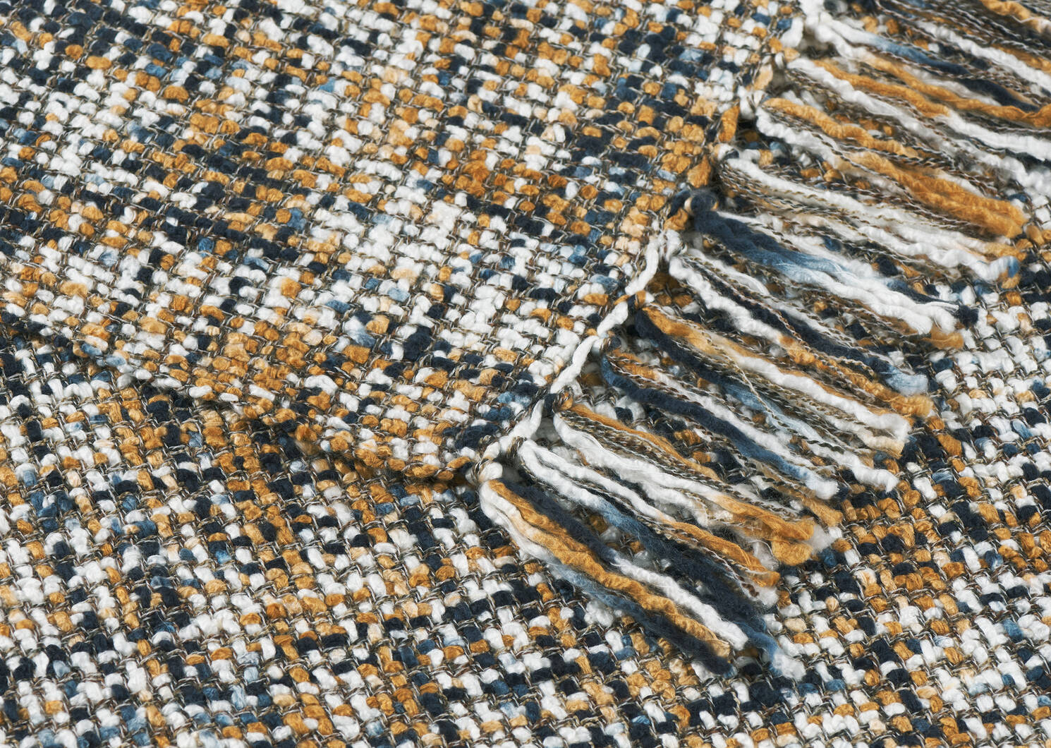 Betina Throw Ivory/Harvest