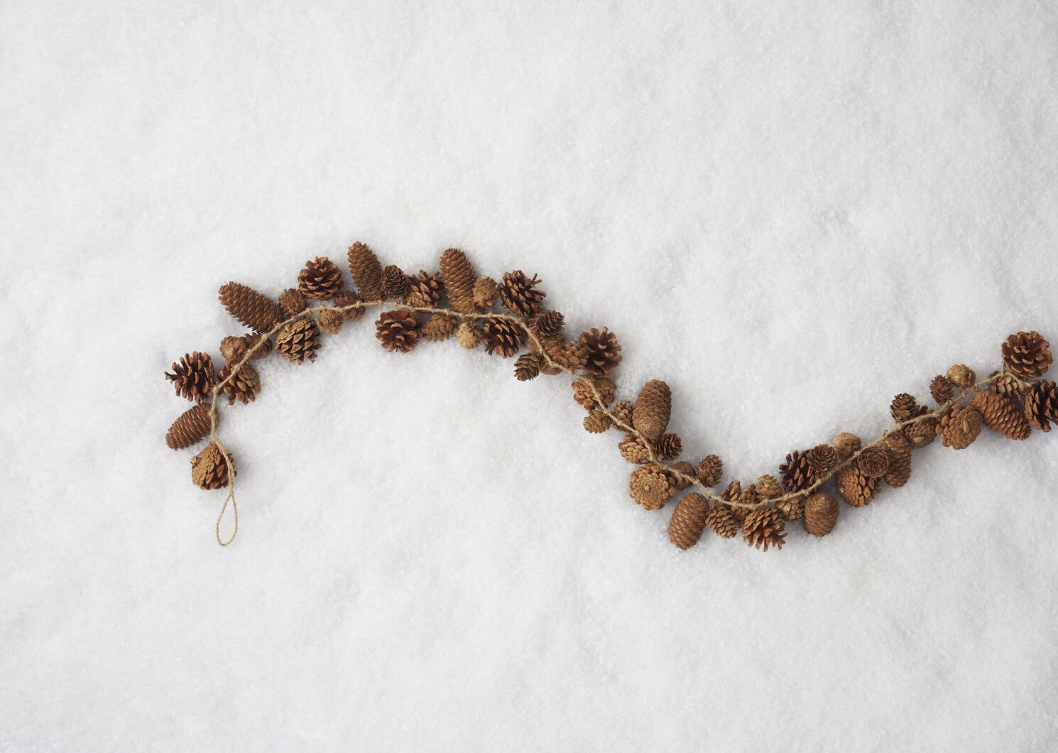 Brier Pinecone Garland