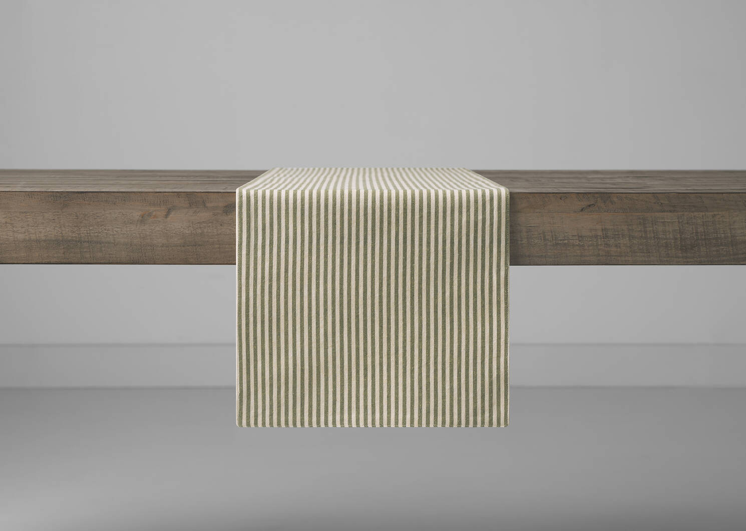 Chemin de table rayé Audley vert/beige