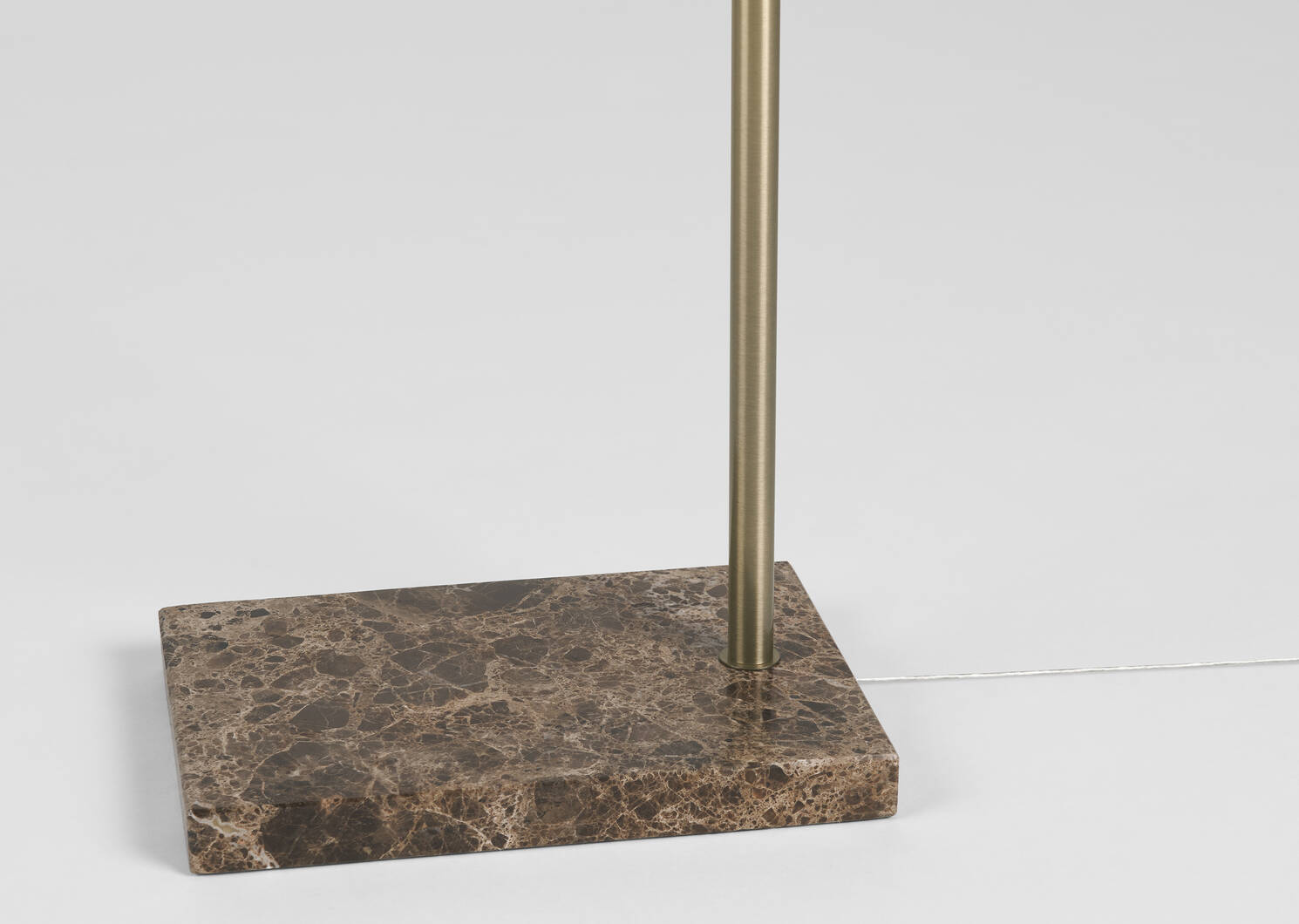 Lampe sur pied DEL Oscar laiton