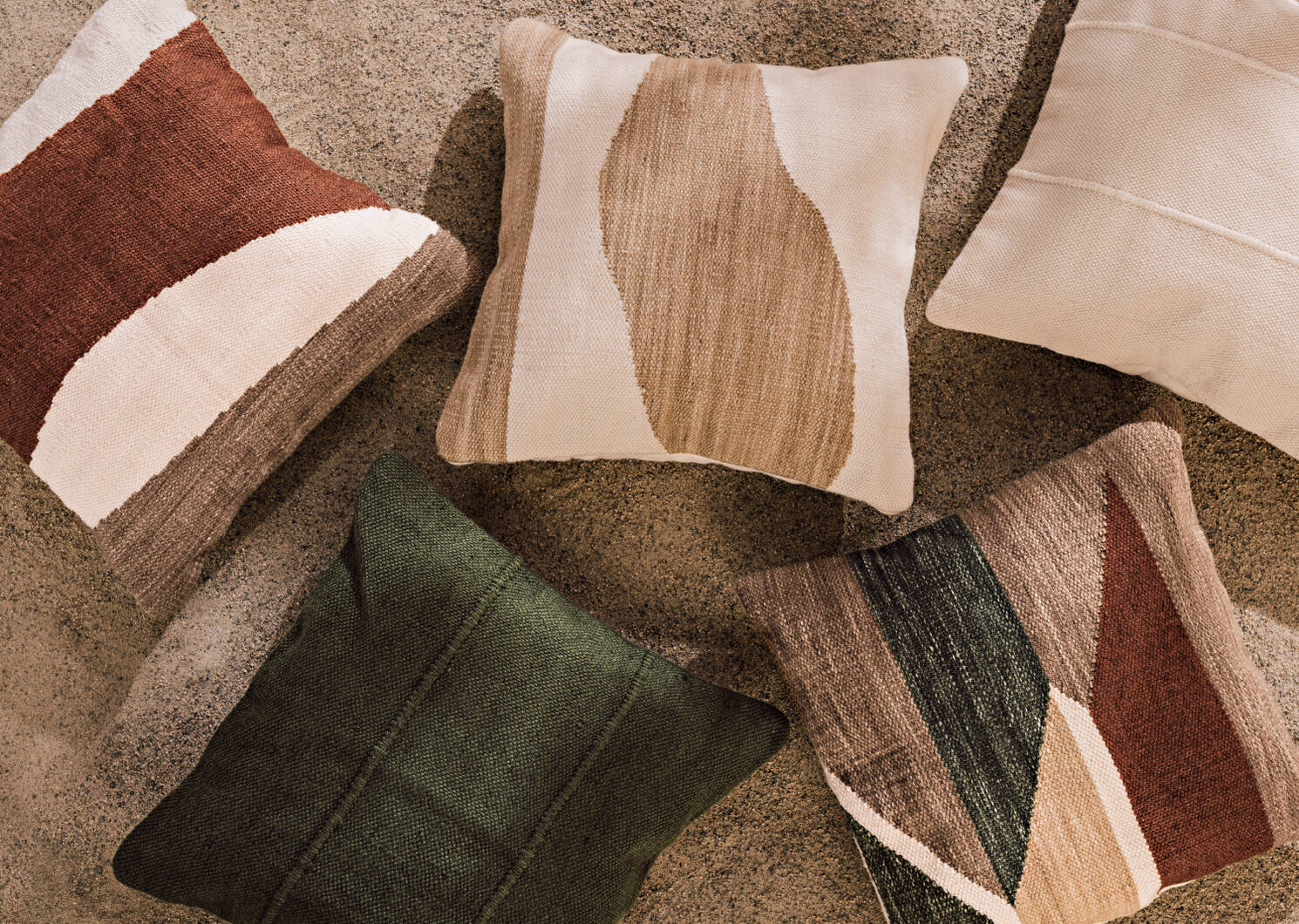 Peyto Outdoor Pillow 21x21 Cypress