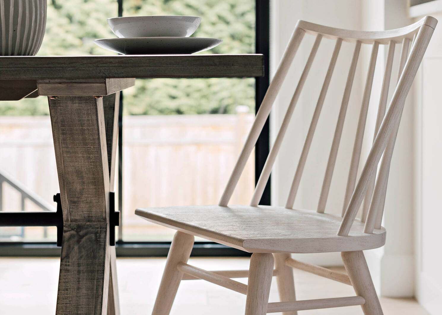 Hershel Dining Chair -Yvie Chantilly