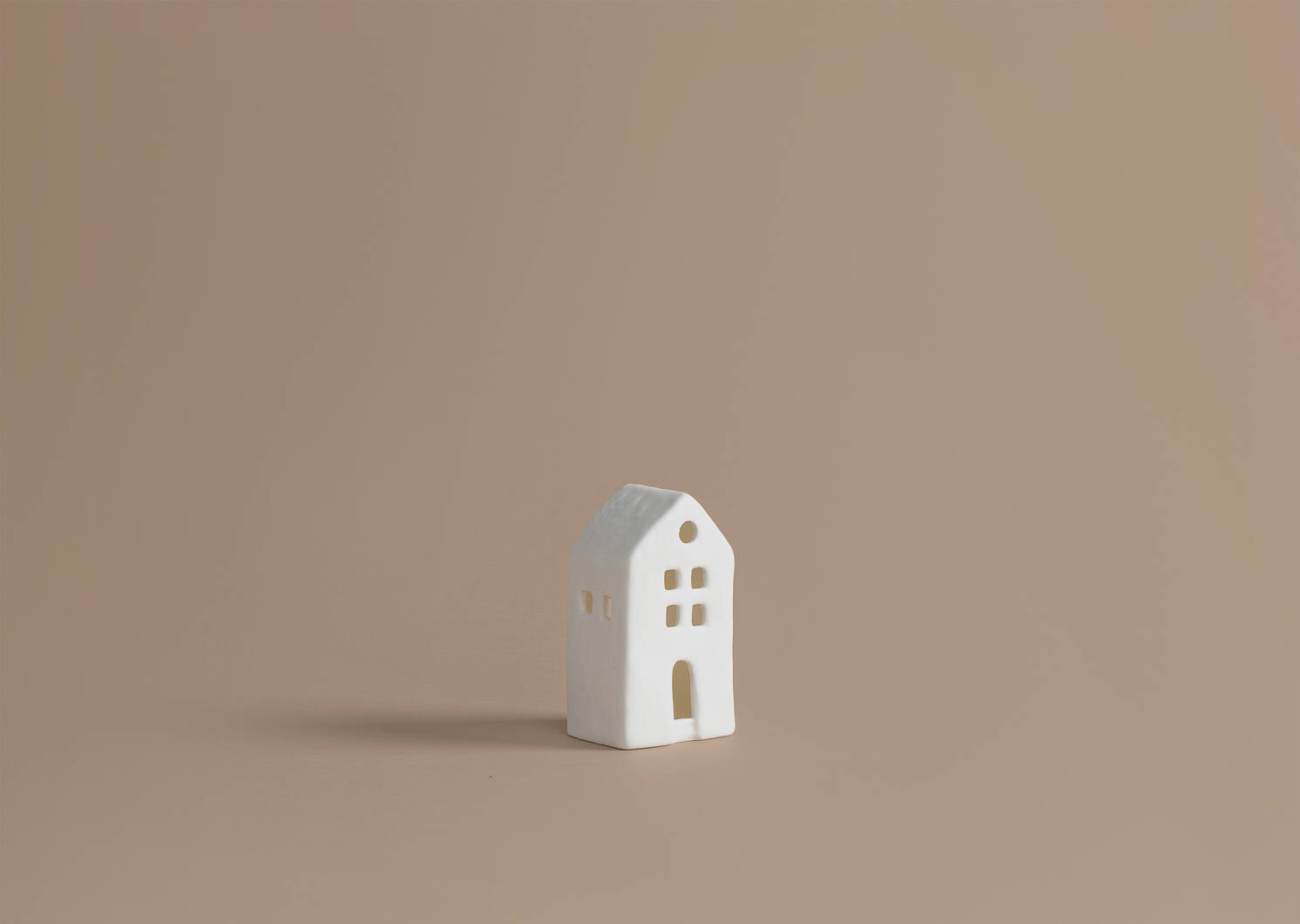 Bowen LED House Small