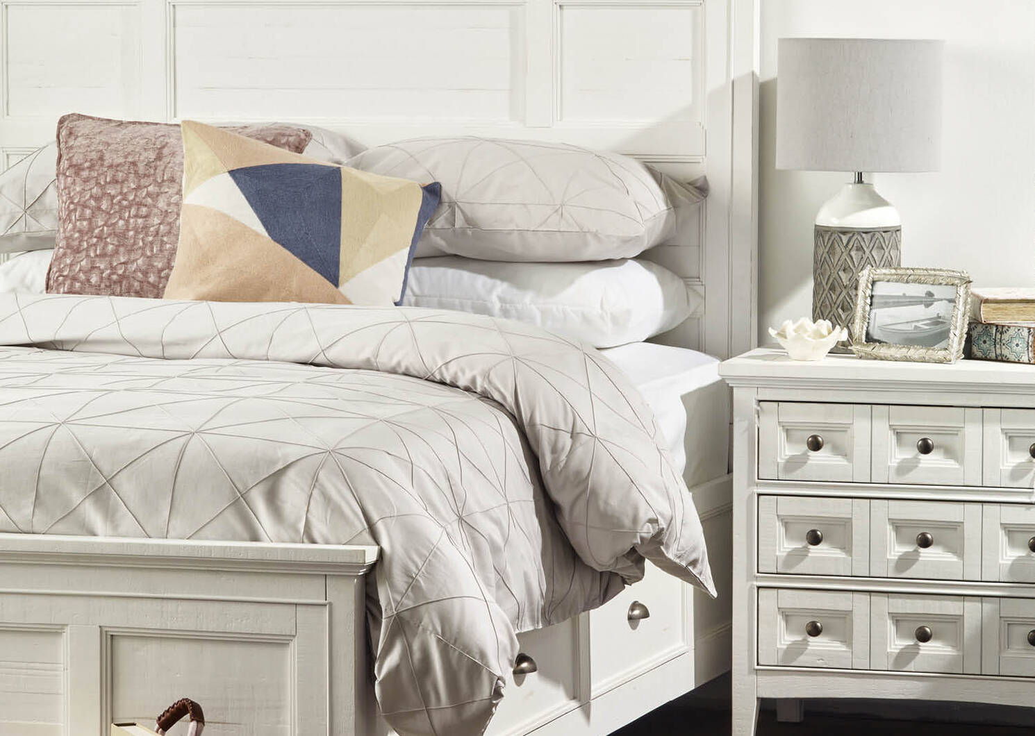 Parker Storage Bed -Heron White