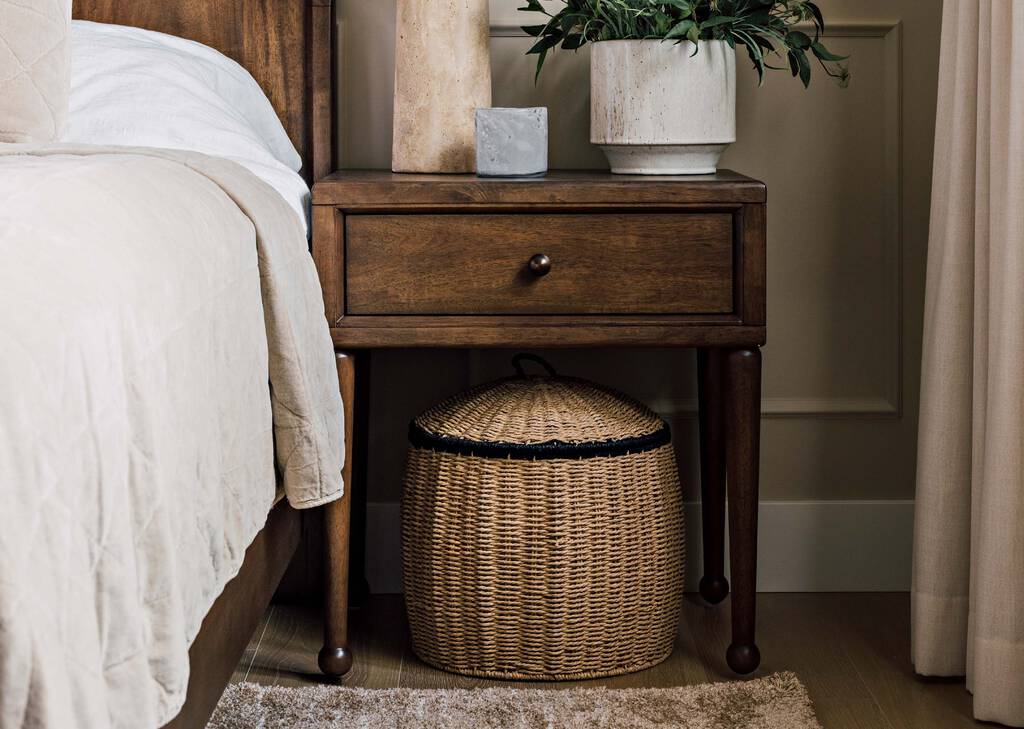 Sylvie 1 Drawer Nightstand -Idris Amber