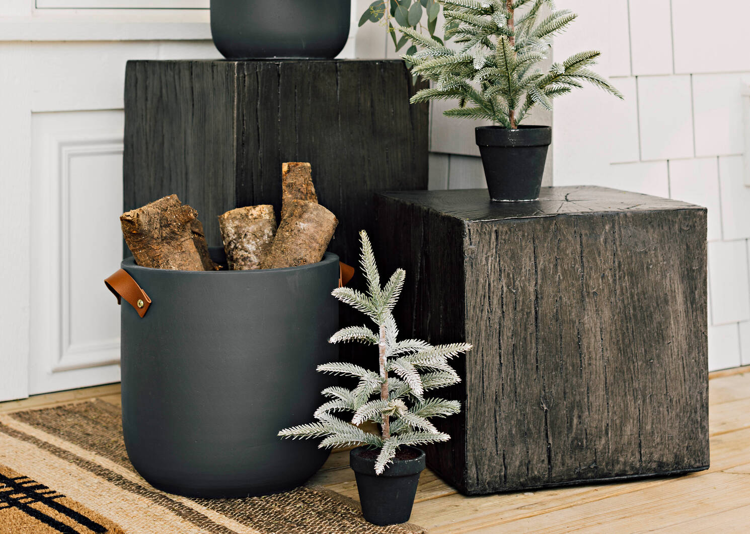 Elgin Planter Medium Dark Grey