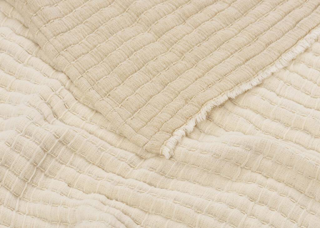 Crestview Throw Natural
