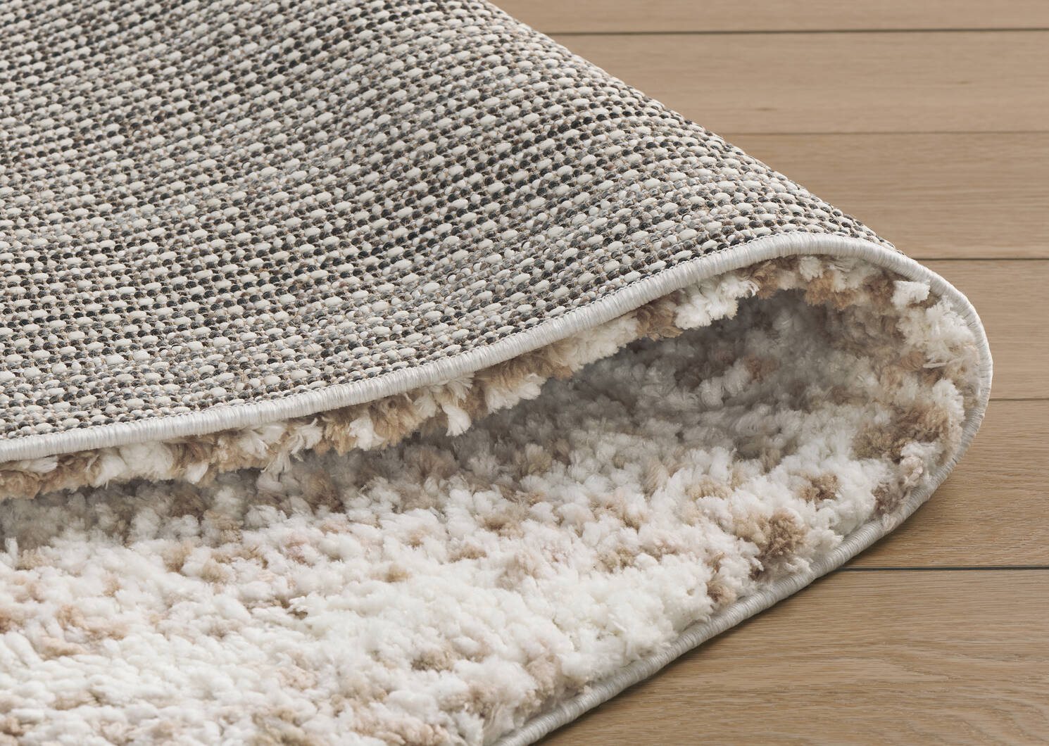 Kipton Rug 94x121 Sand/White