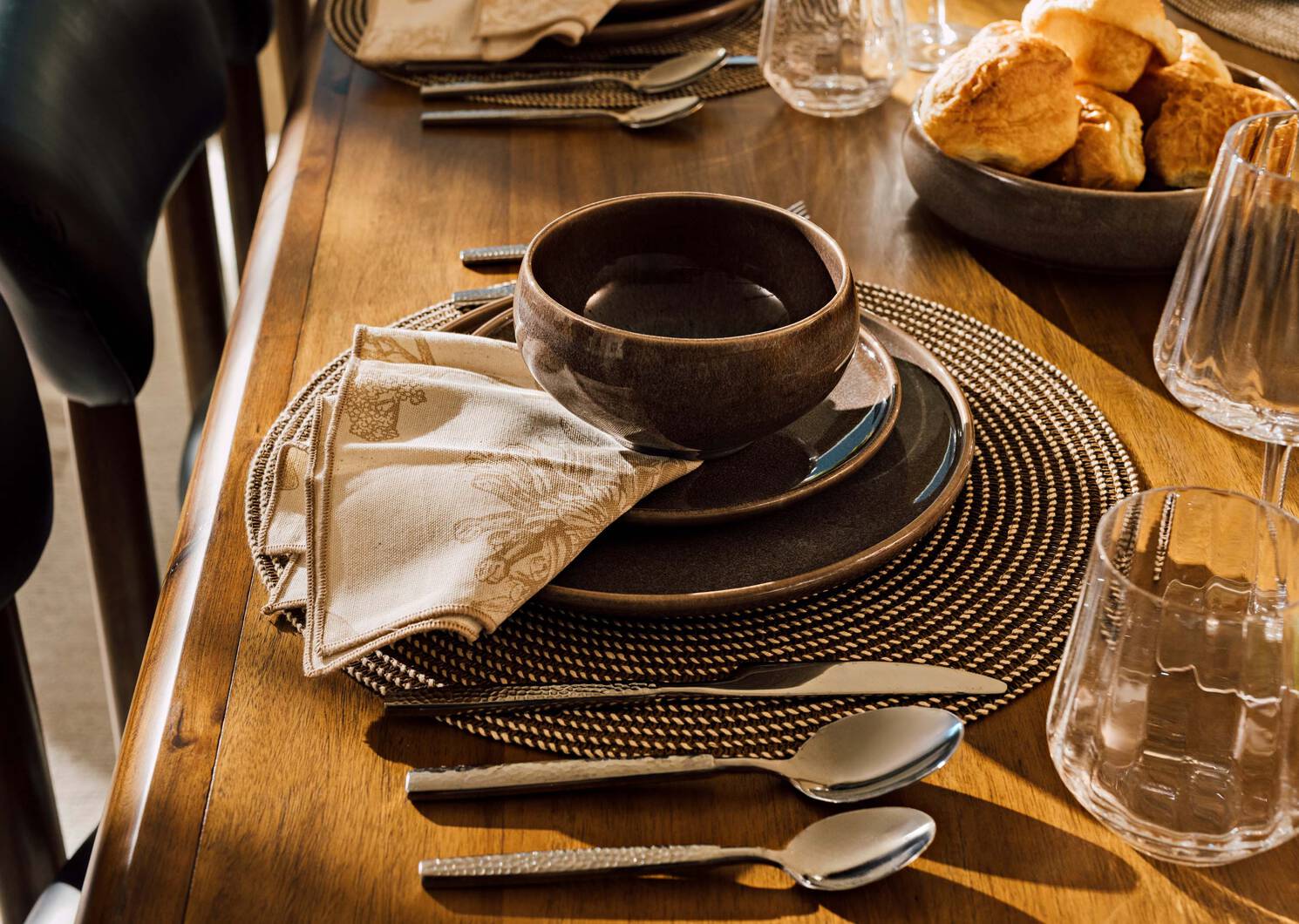 Service de vaisselle Tusket 16 p. brun