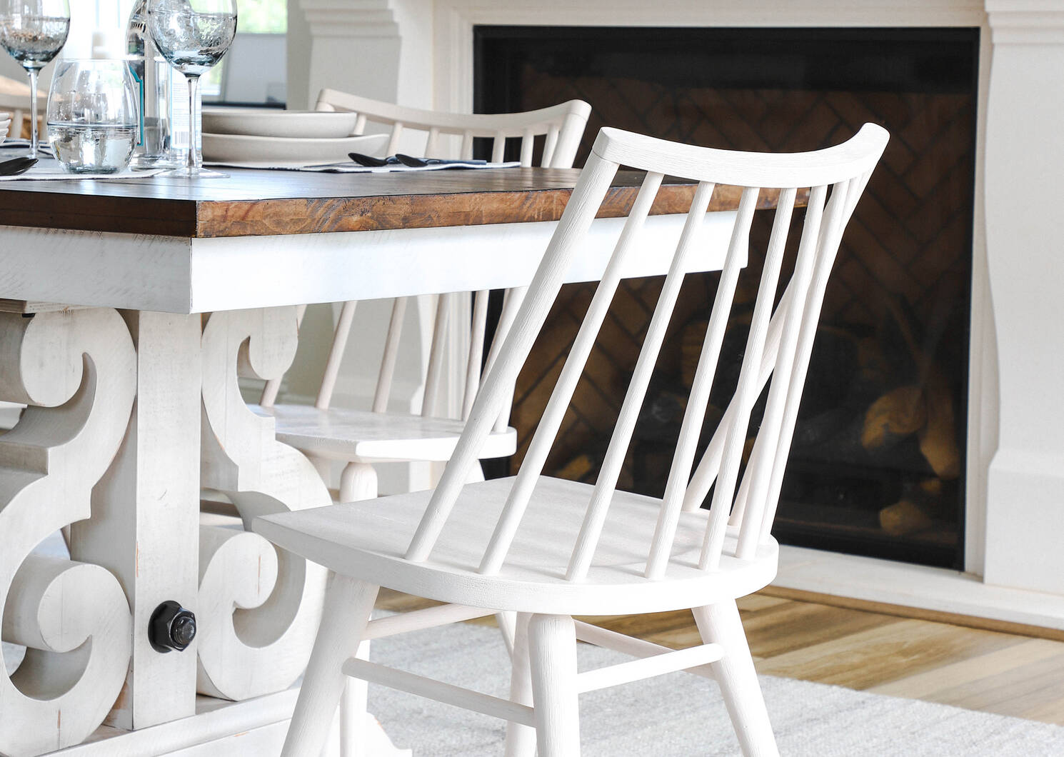 Hershel Dining Chair -Yvie Chantilly