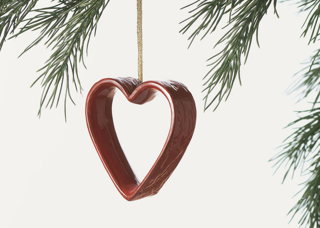 Fond Heart Ornament Red