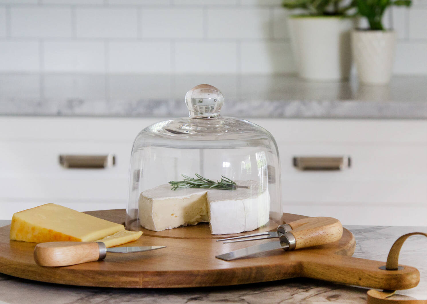 Boca Cheese Dome Serving Set