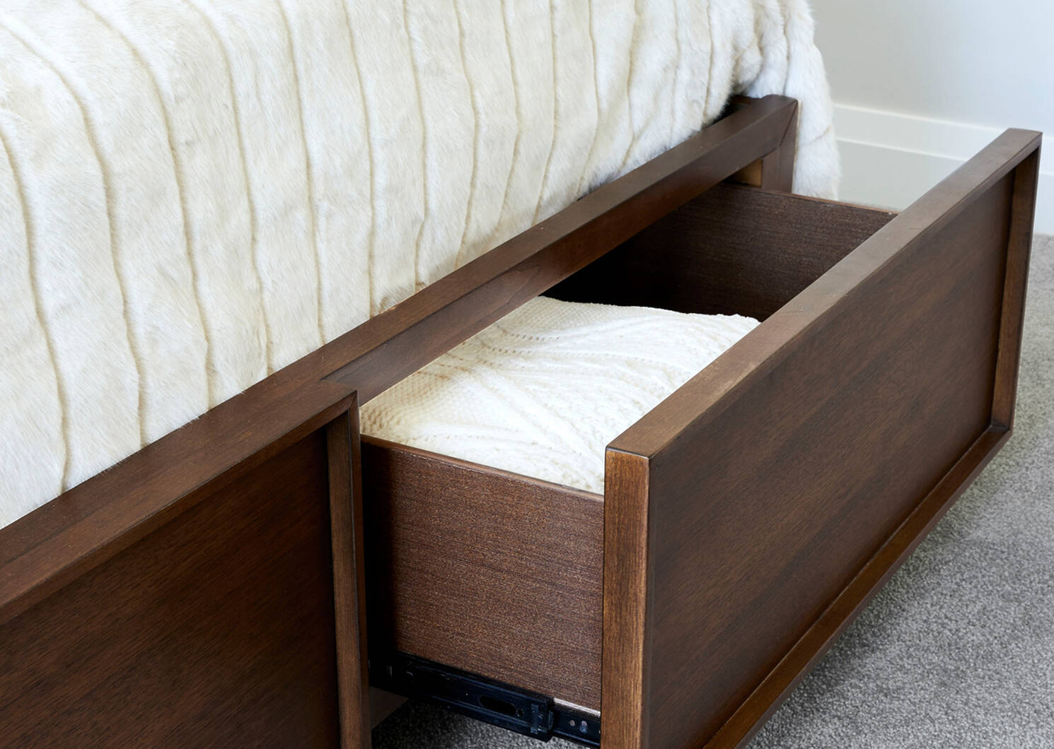 Tanner Storage Bed -Archie Walnut