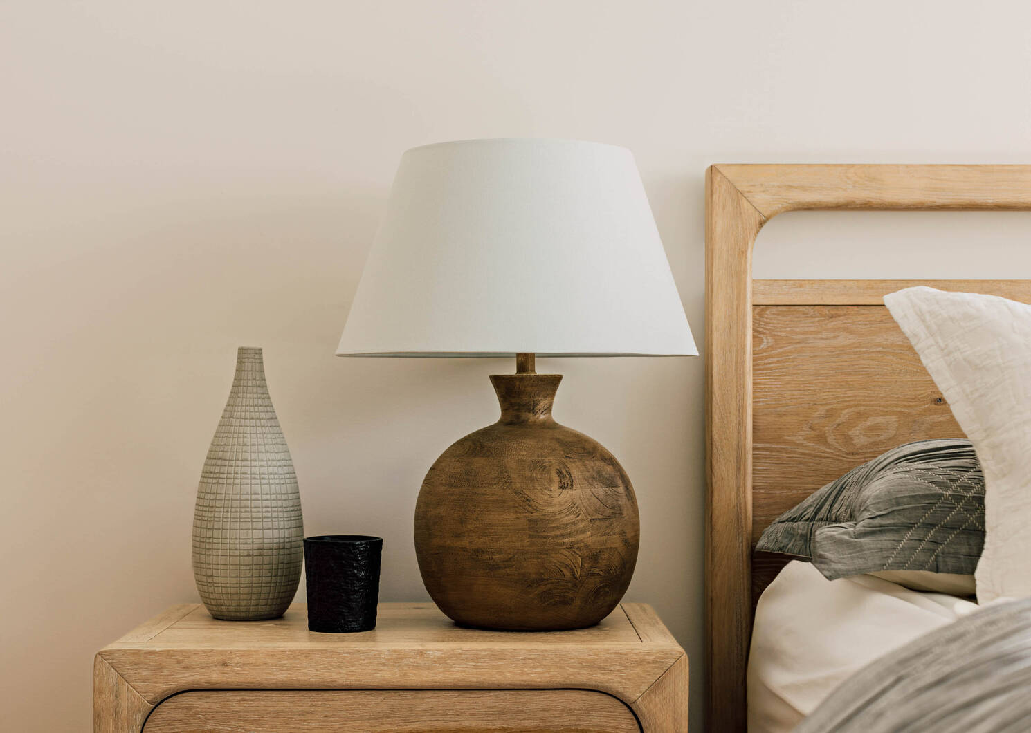 Nuala Table Lamp