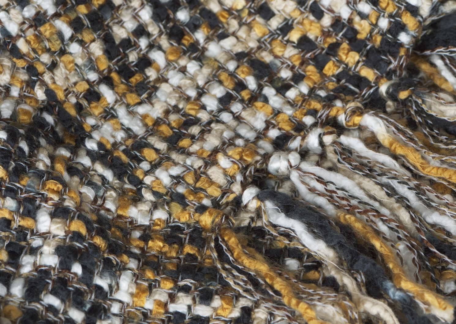 Betina Throw Ivory/Goldfield/Black