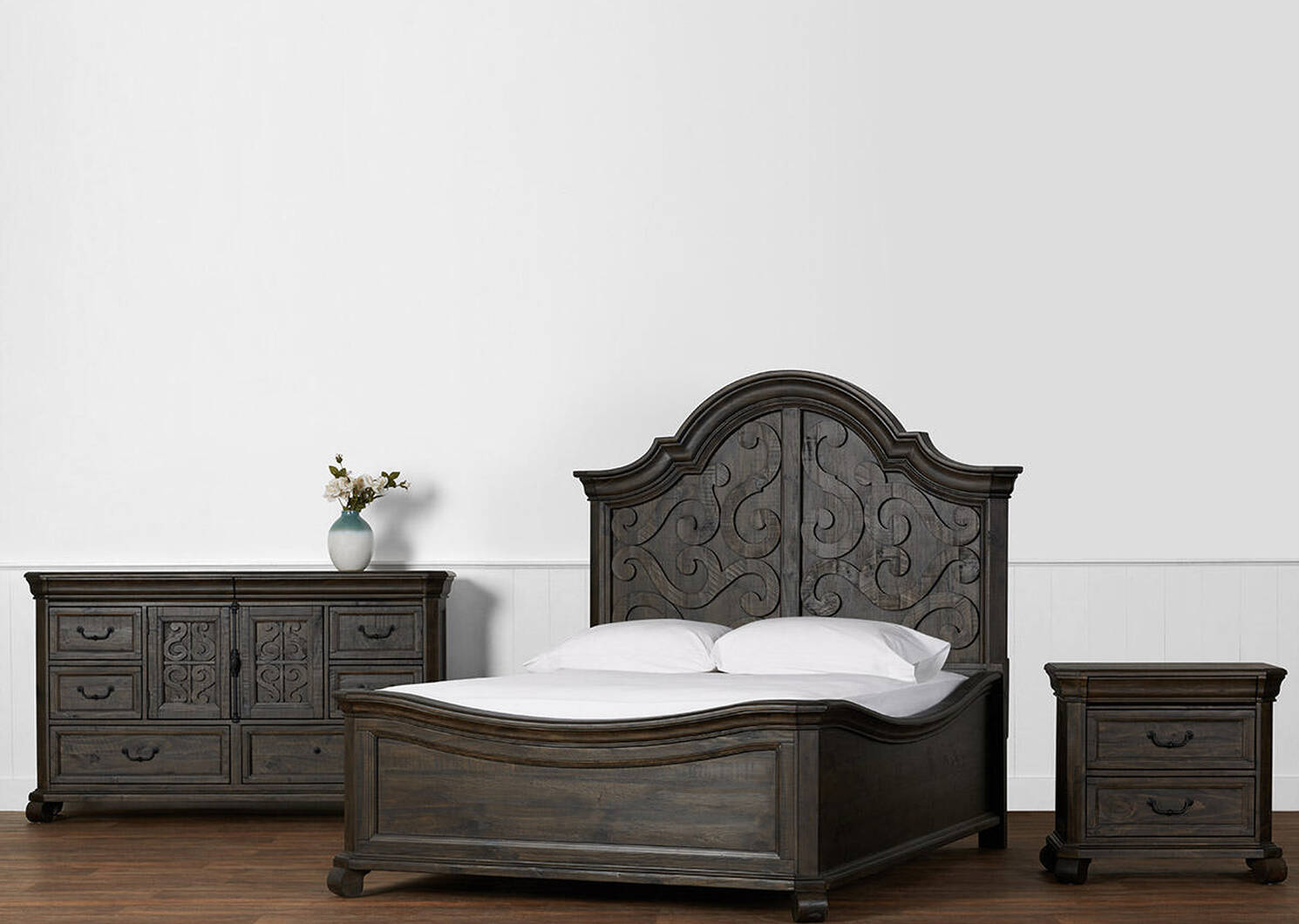 Churchill Bed -Carob, KING