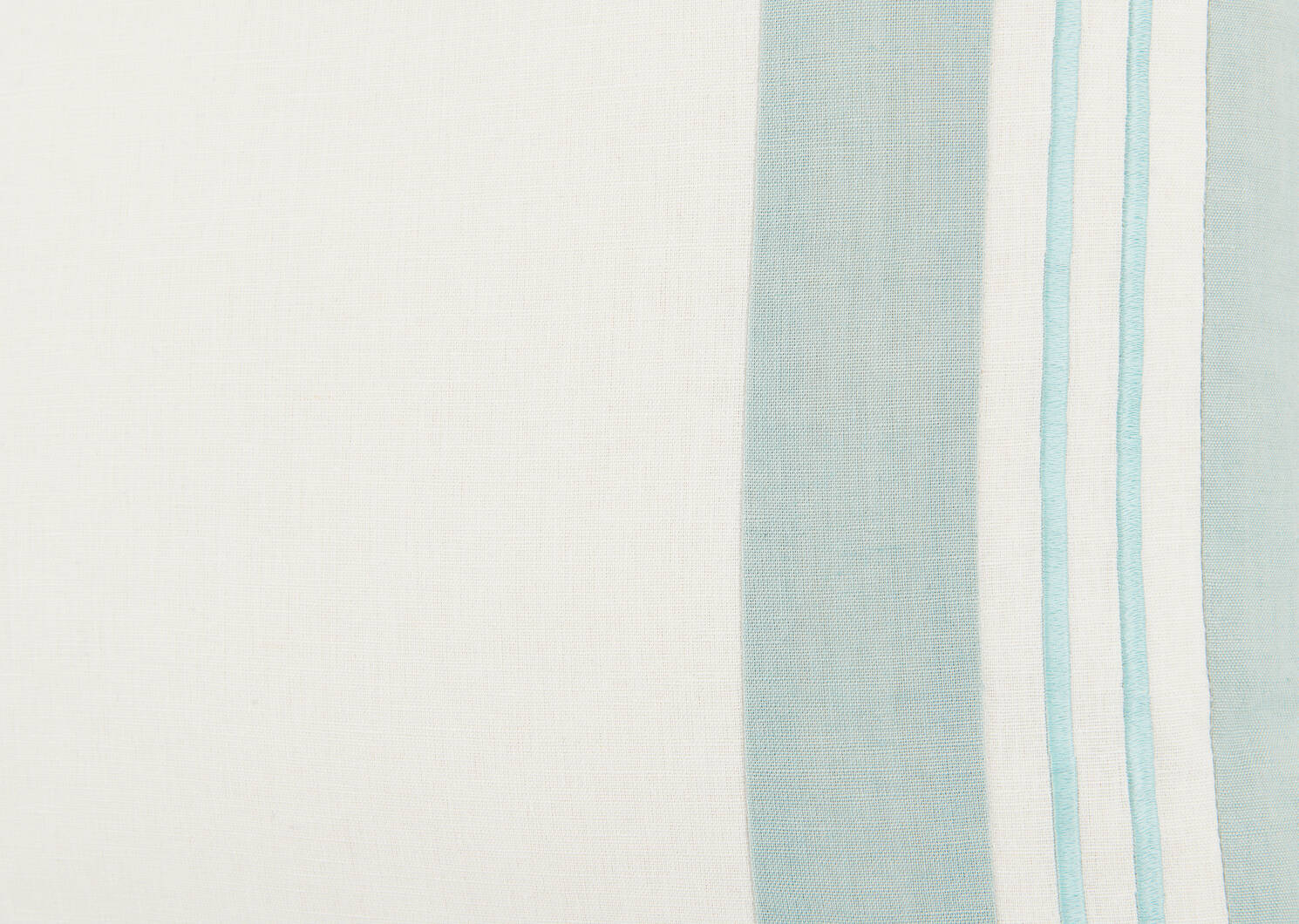 Coussin ray&eacute; Marden 20x20 ivoire/aqua