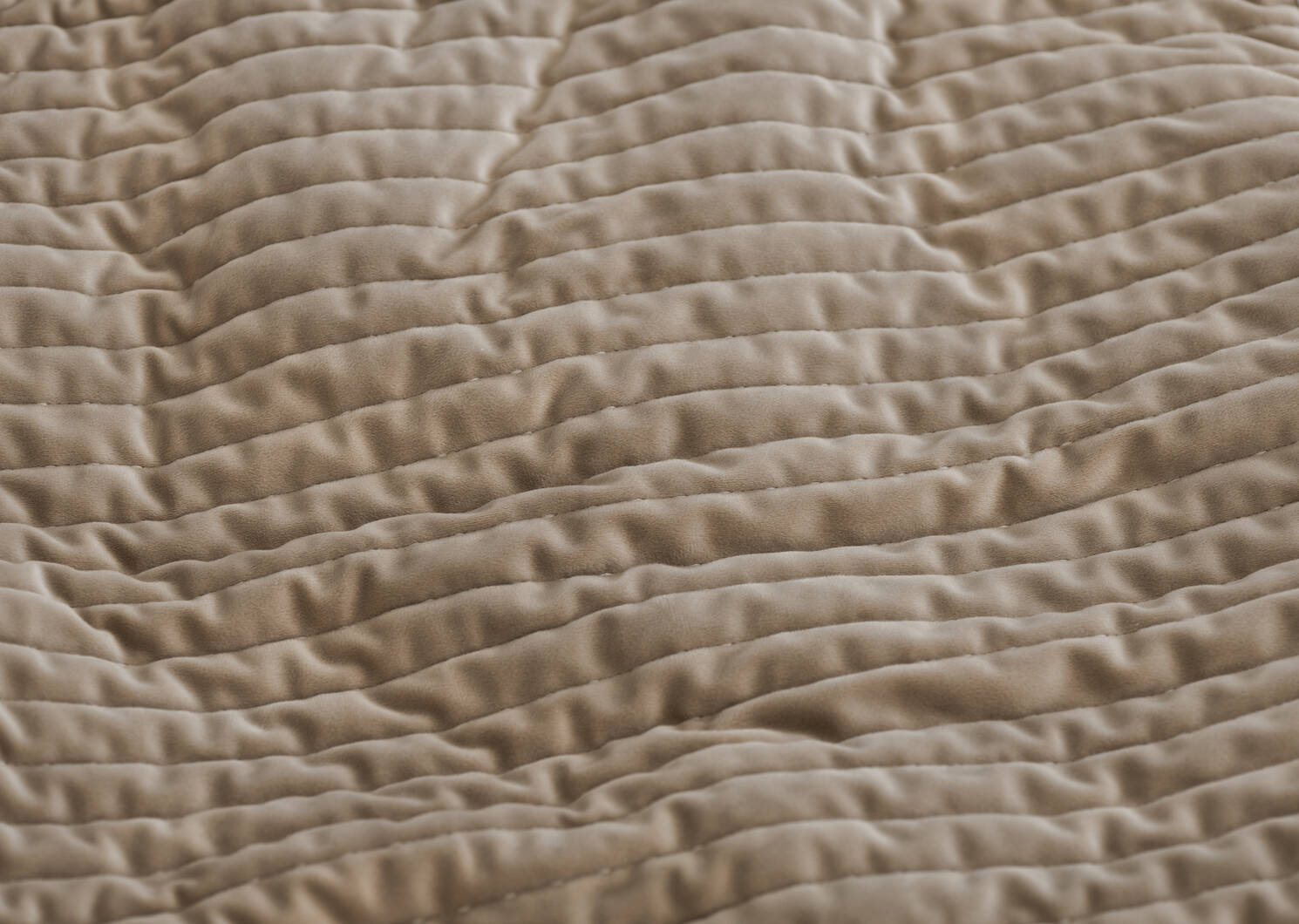 Bacall Velvet Bedspread Champagne