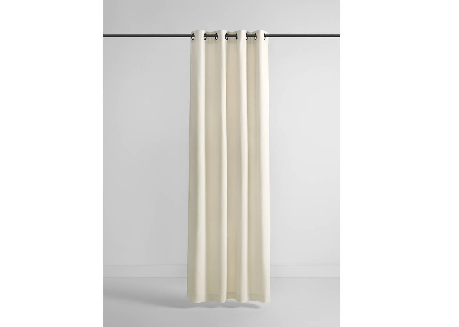 Julius Curtain 96 Cream