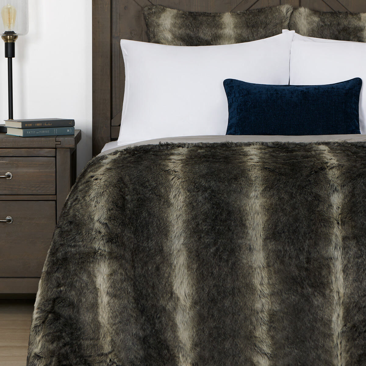 Fauna Faux Fur Bedspread King Grey Wo