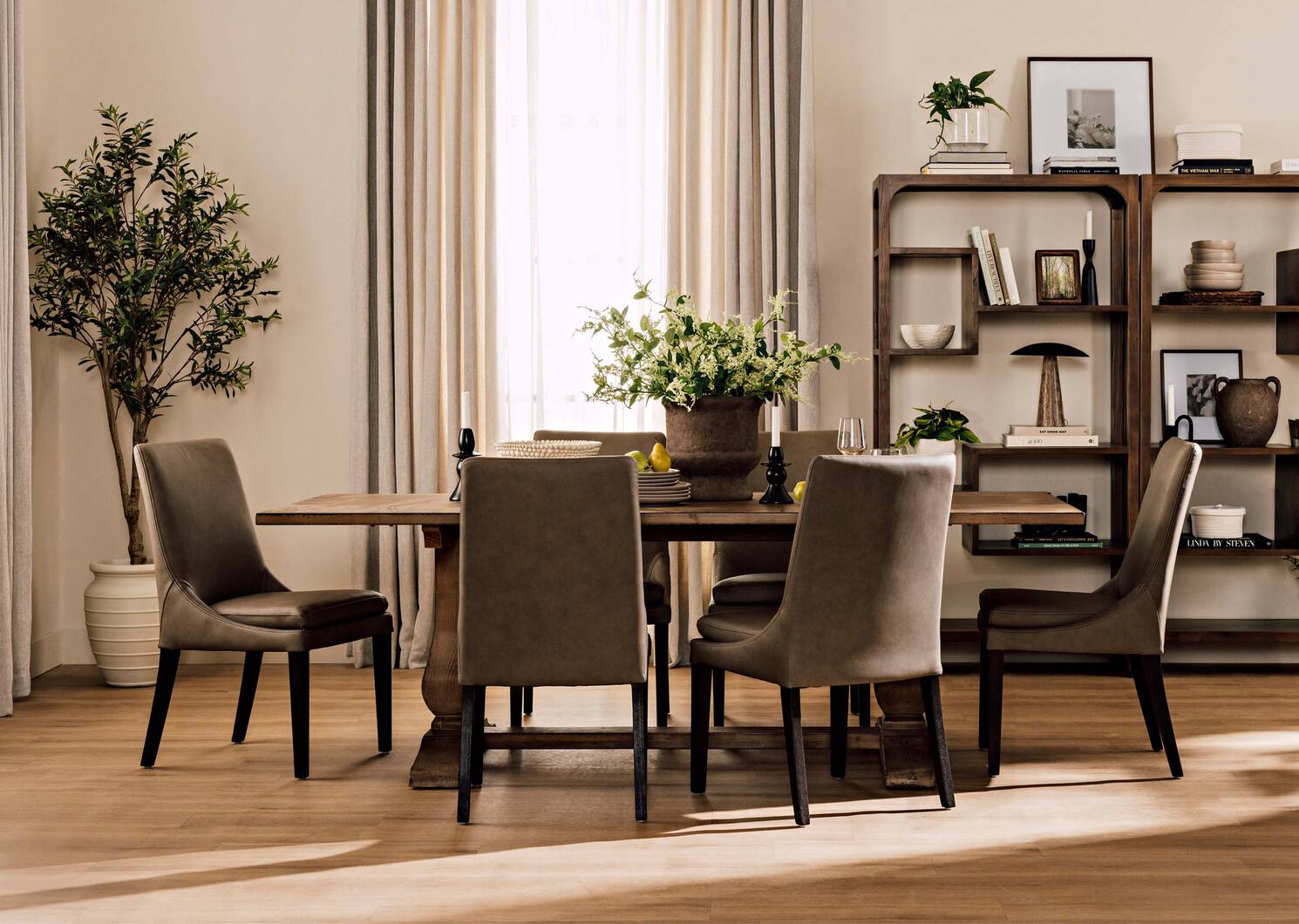 Table Adair -Hughes bi&egrave;re