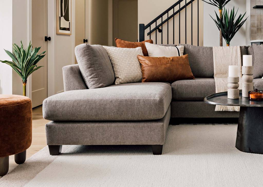 Ryle Ottoman -Lexi Spice